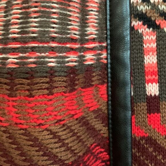 ‎Cardigan long sweater Aztec Geo Print women’s Medium faux leather trim - Picture 3 of 7